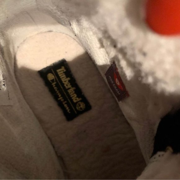 Black Timberlands x Champion KIDS - Picture 4 of 4